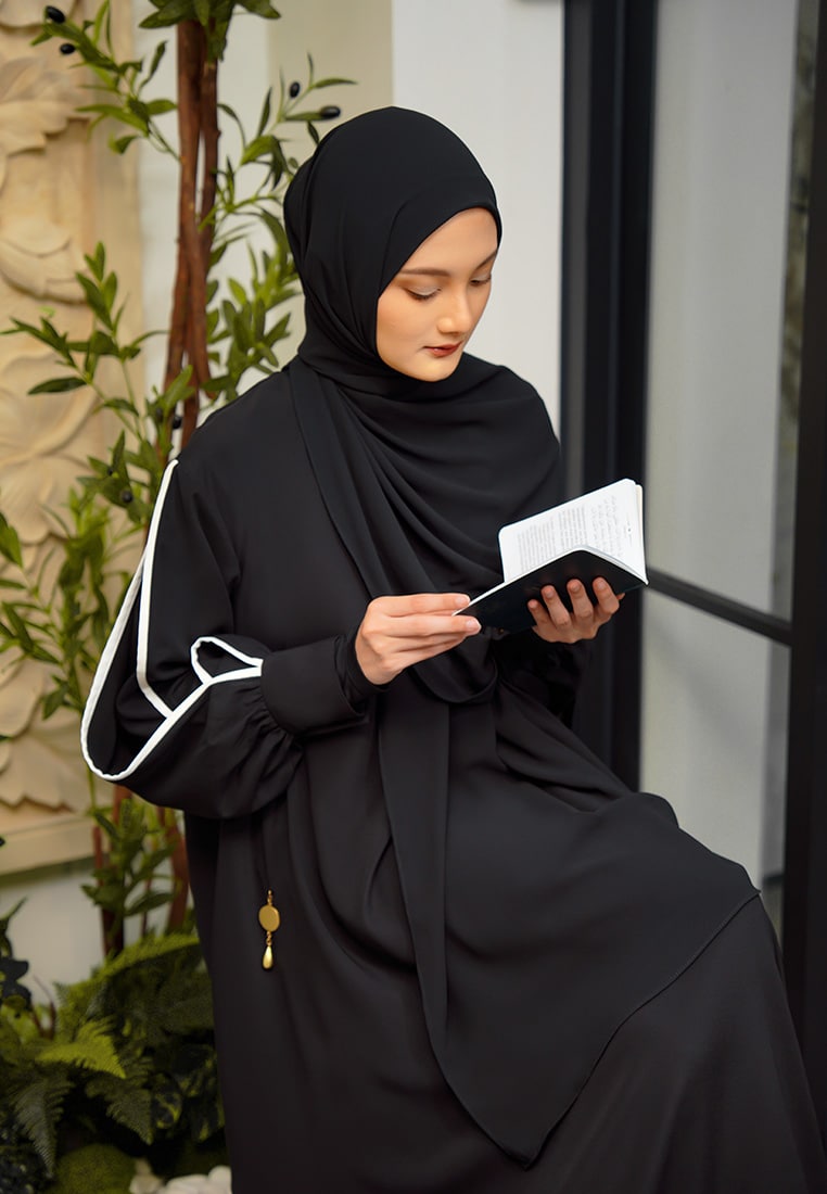 NAZALEYA DRESS - BLACK - Image 4