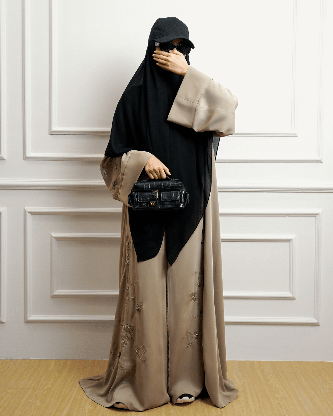 ALYONA ABAYA - SENECA BROWN ( Defect )