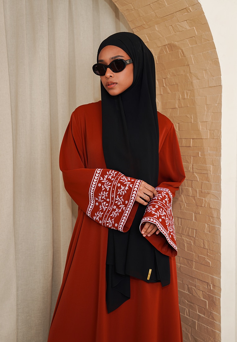 QUELLIA ABAYA - 140CM - Image 13