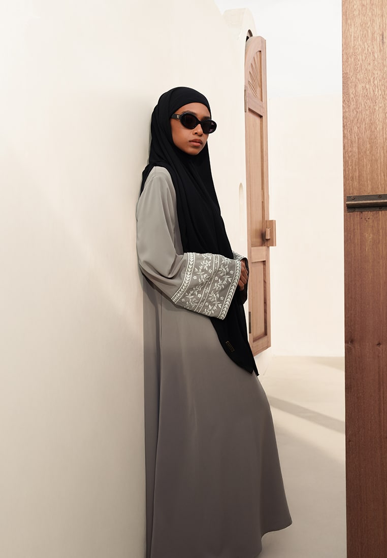 QUELLIA ABAYA - 140CM - Image 29