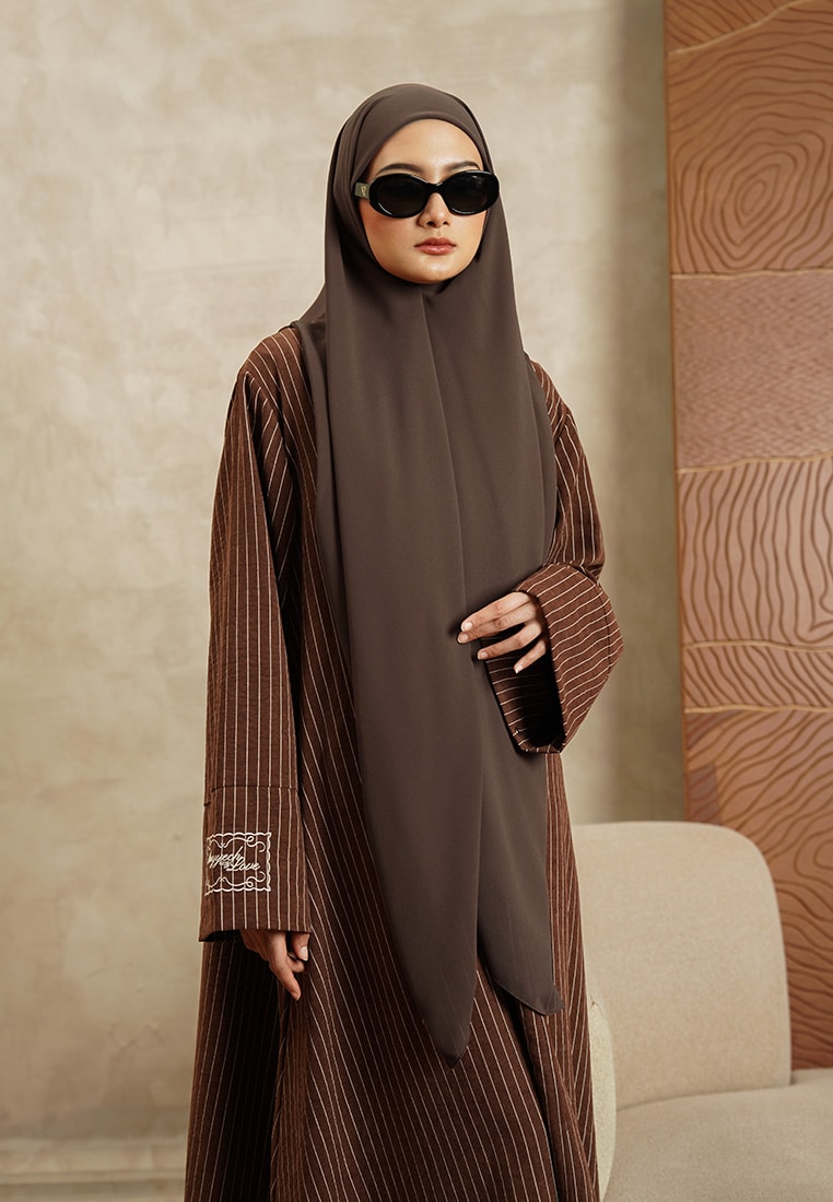 QAMARA KHIMAR INSTANT 3.0 - DARK CHOCO - Image 7