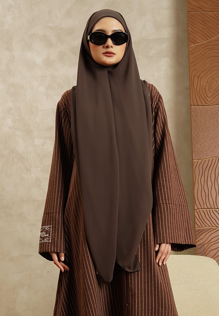 QAMARA KHIMAR INSTANT 3.0 - DARK CHOCO - Image 8